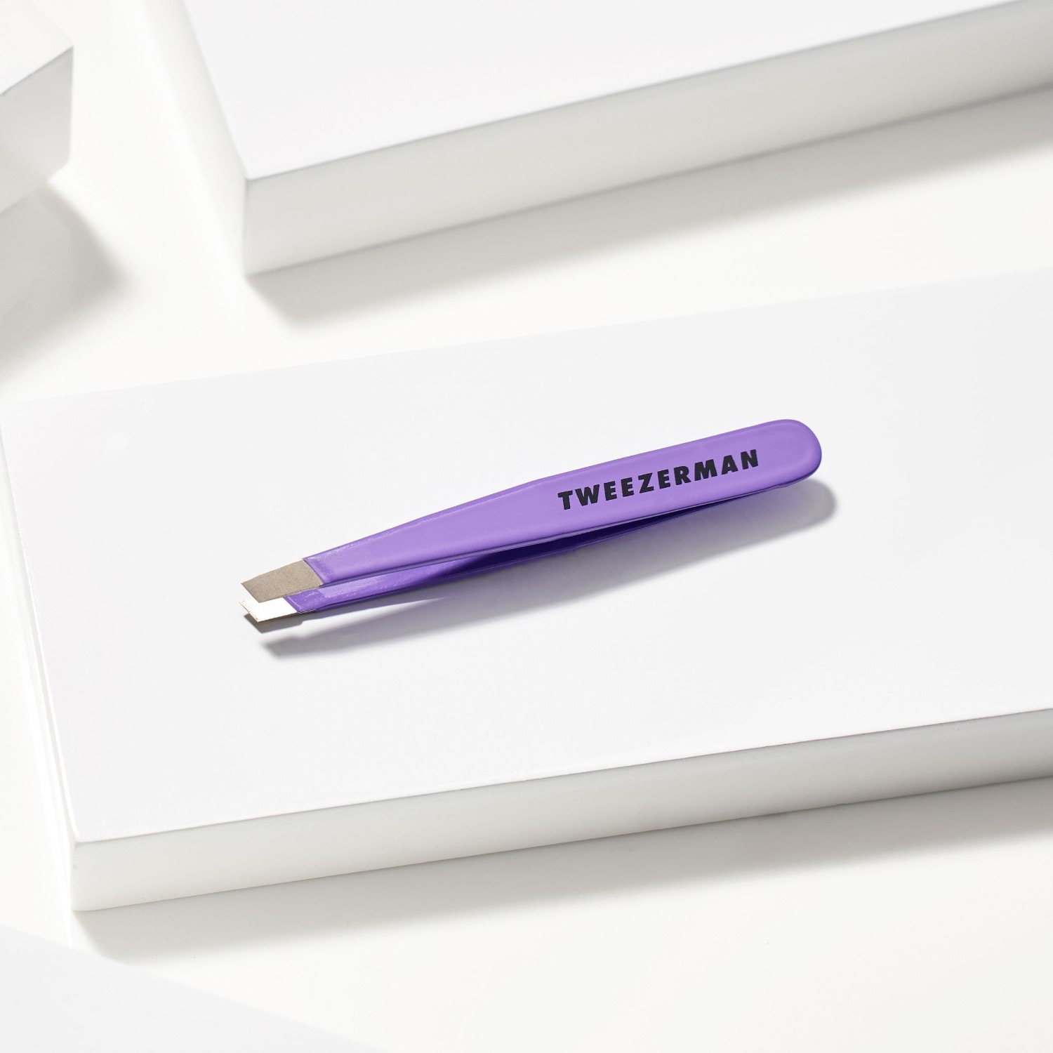Pęseta Mini Slant Tweezerman Blooming Lilac