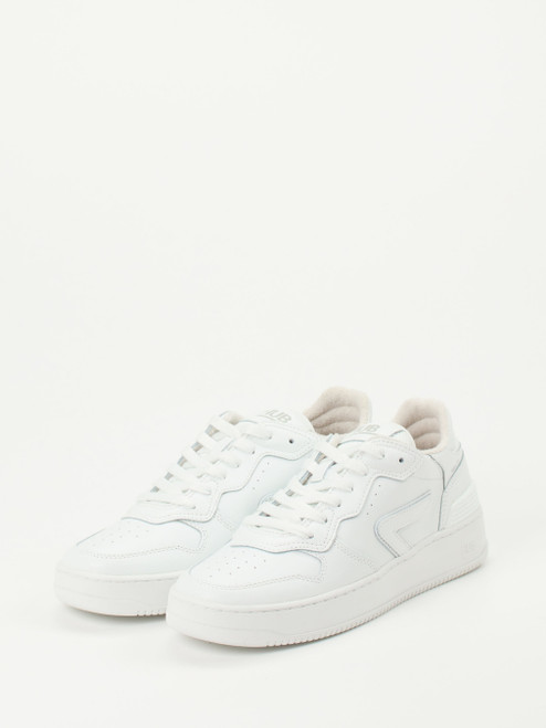 Sneaker-84657990184 HUB
