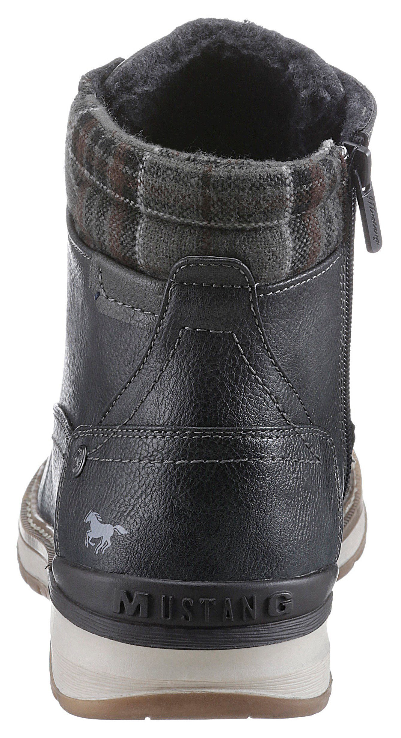 Mustang Shoes Schnürboots mit gepolstertem Schaftabschluss