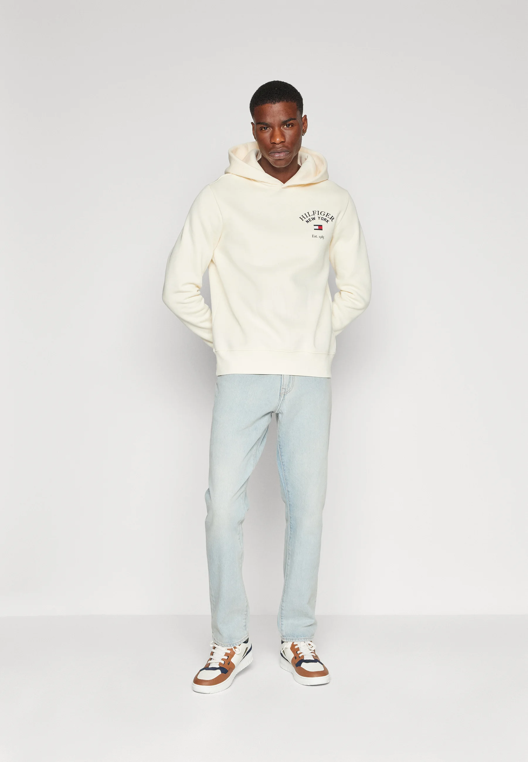 Sudadera con capucha Tommy Hilfiger ARCHED VARSITY