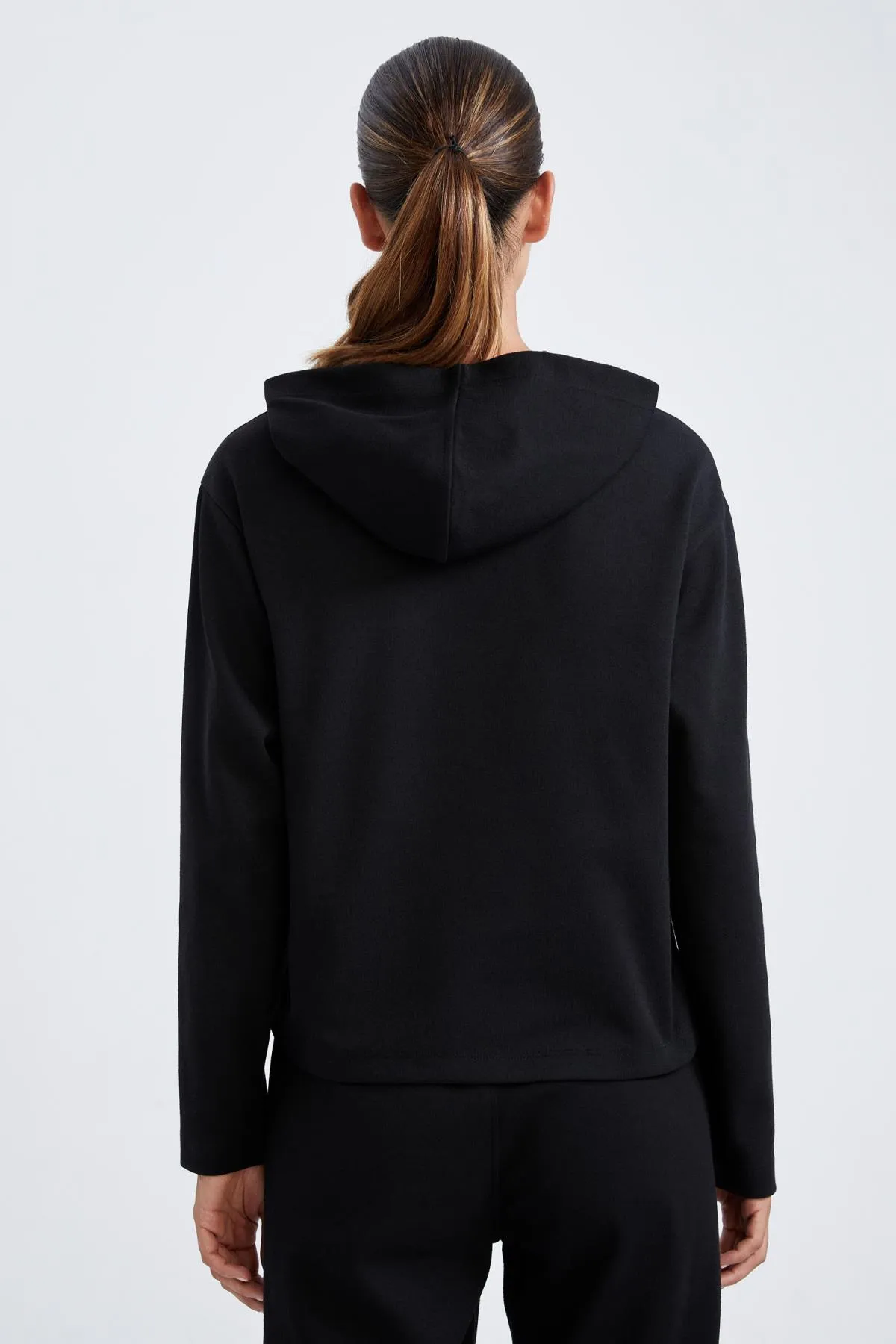 DeFacto  Passform: Kapuzen-Sweatshirt mit Standard-Passform