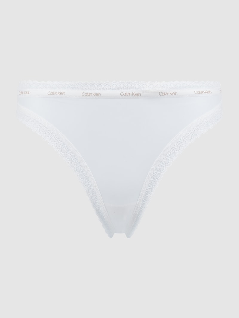 String aus Mikrofaser in weiß