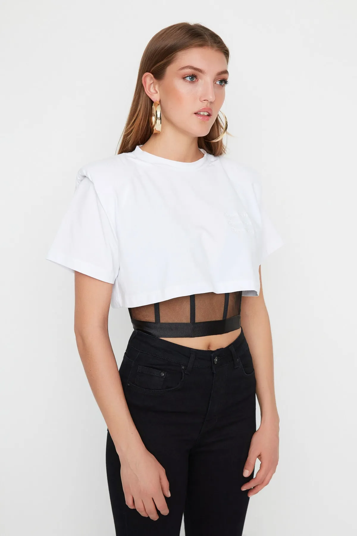 Trendyol Collection  X Sagaza Studio Weiße Korsett-Bluse mit detaillierten Details TPRSS22BZ00005