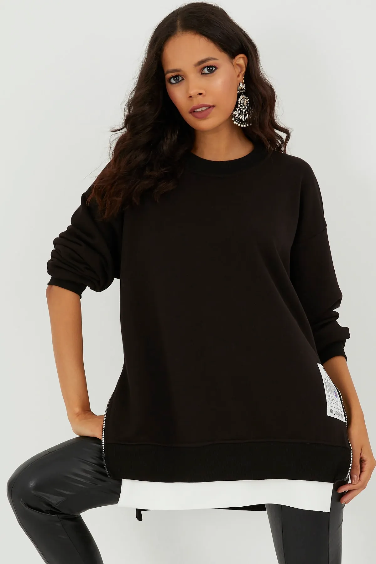 Cool & Sexy  Schwarzes Oversize-Sweatshirt mit seitlichem Reißverschluss für Damen BK231095