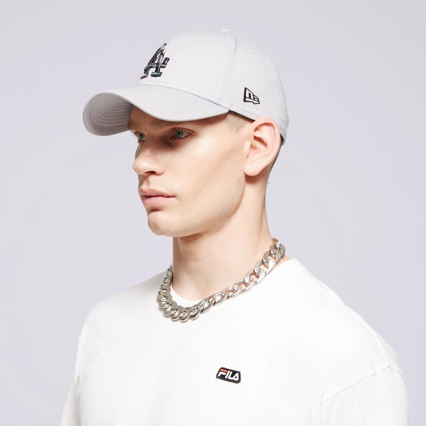 FILA T-SHIRT BADGE LOGO TEE Weiß