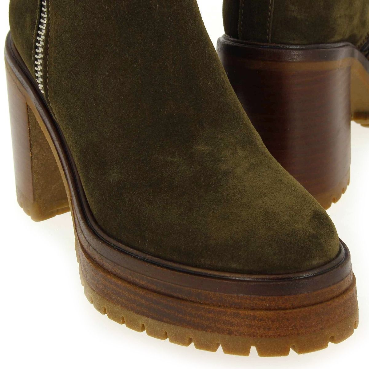 Alpe  2683 - Kaki