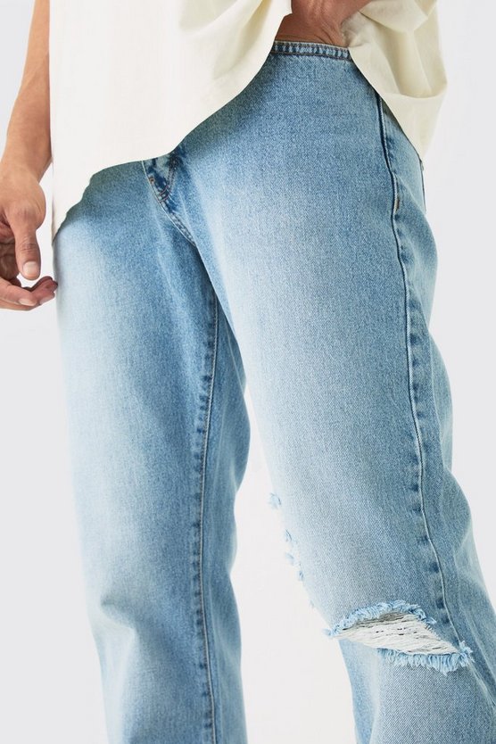 Lockere Schlagjeans mit Rissen am Knie