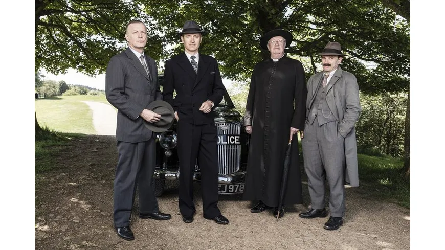 Father Brown - Staffel 8  [3 DVDs]