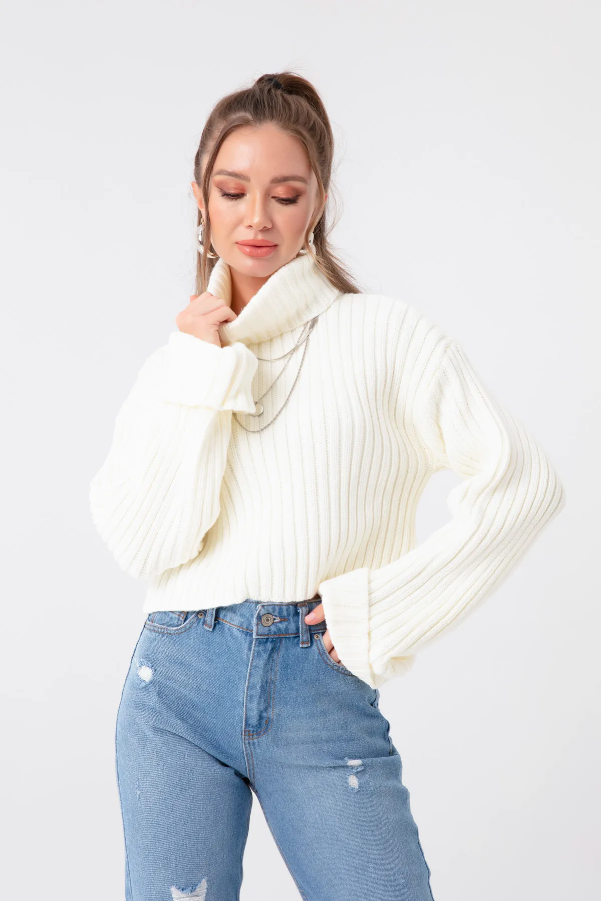 Lafaba  Ecrufarbener, breiter, gerippter Rollkragenpullover für Damen