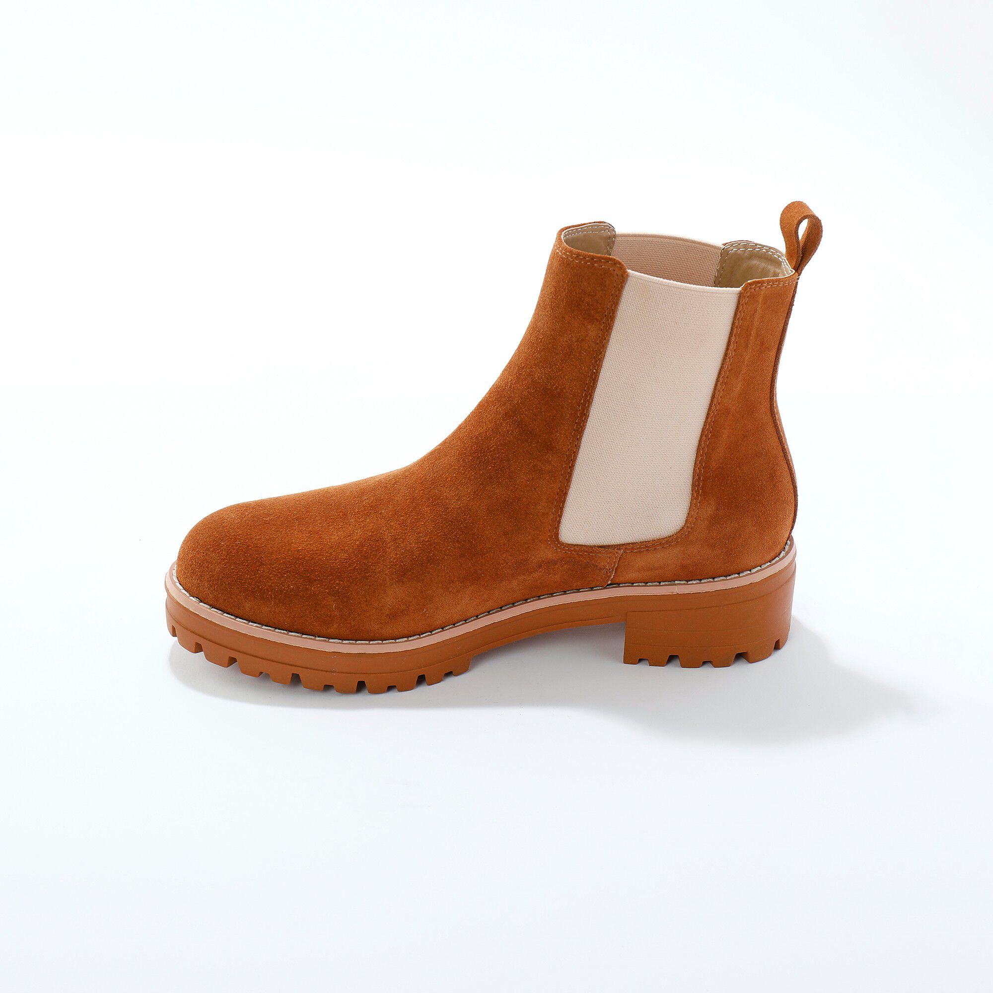 Boots chelsea croûte de cuir, semelle crantée épaisse