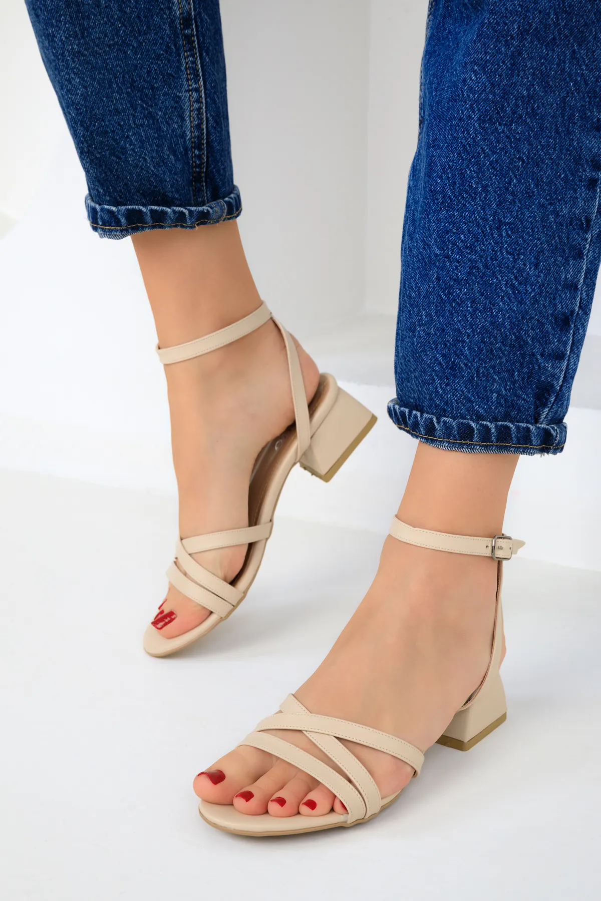 SOHO  Beige klassische Damenschuhe mit Absatz 18959
