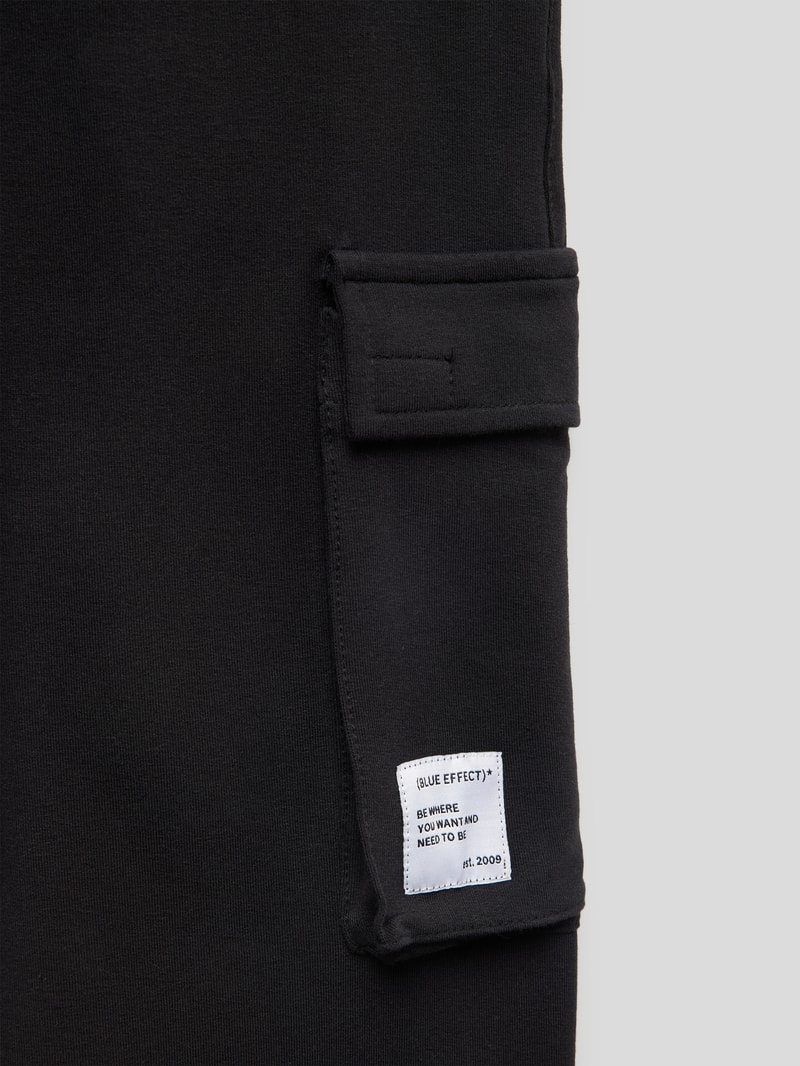 Jogpants mit Cargotaschen Modell 'NORMAL TB' in schwarz