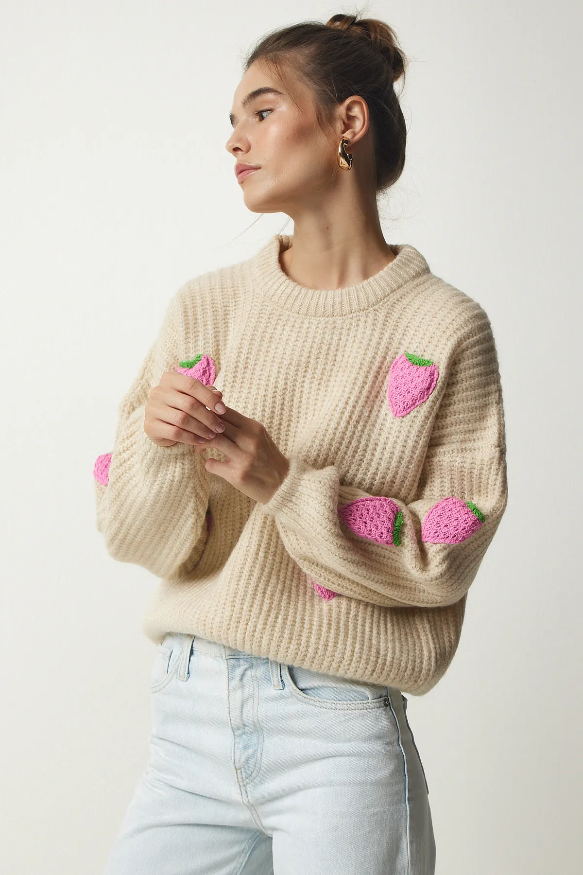Happiness İstanbul  Beiger Strickpullover mit Erdbeerstruktur für Damen PF00022