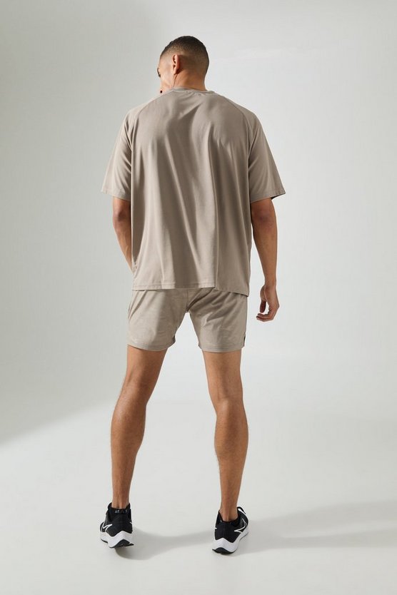 Man Active 5 Inch Camouflage Shorts