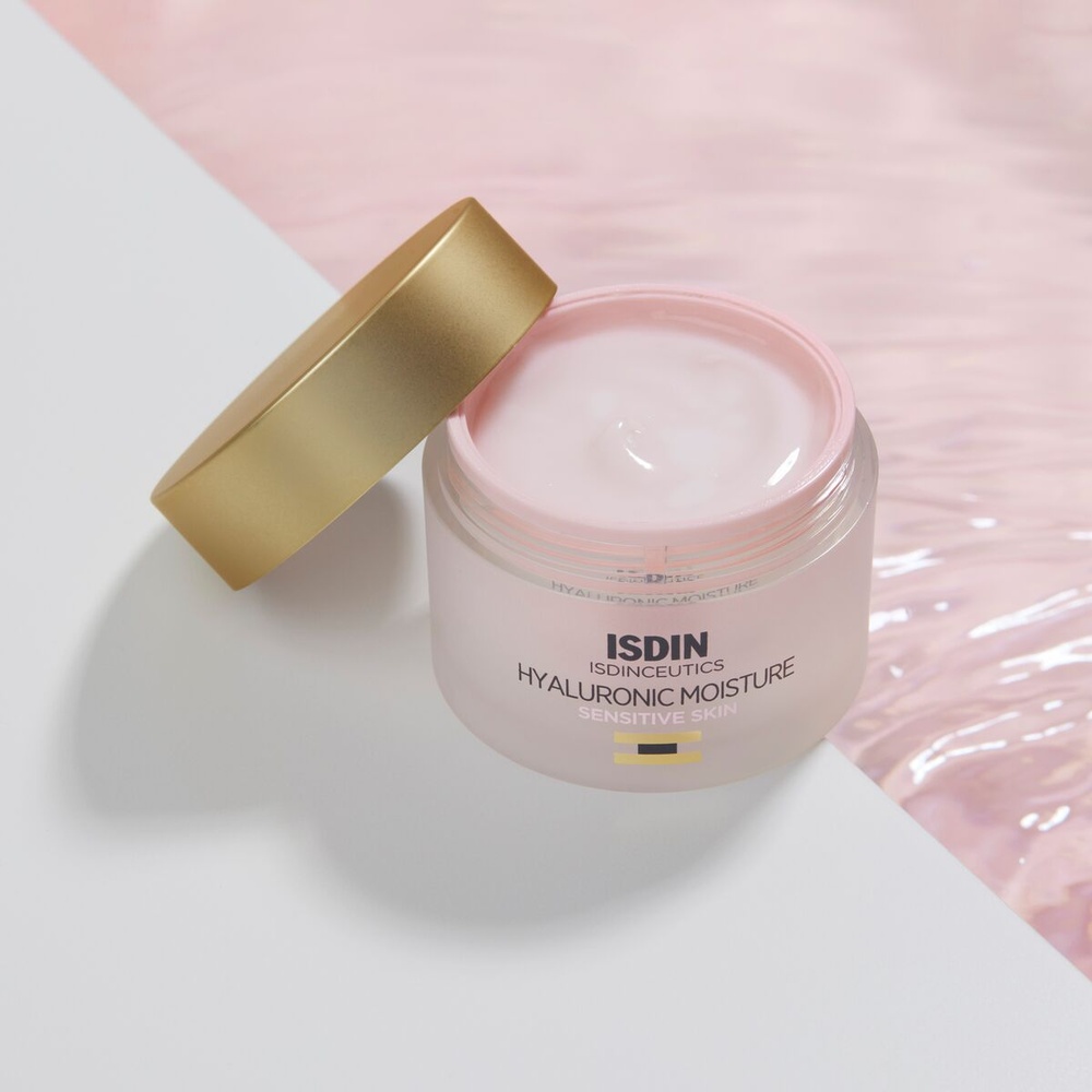 isdin Hyaluronic Moisture Peaux sensibles Crème de jour hydratante à l'acide hyaluronique Peaux Sensibles