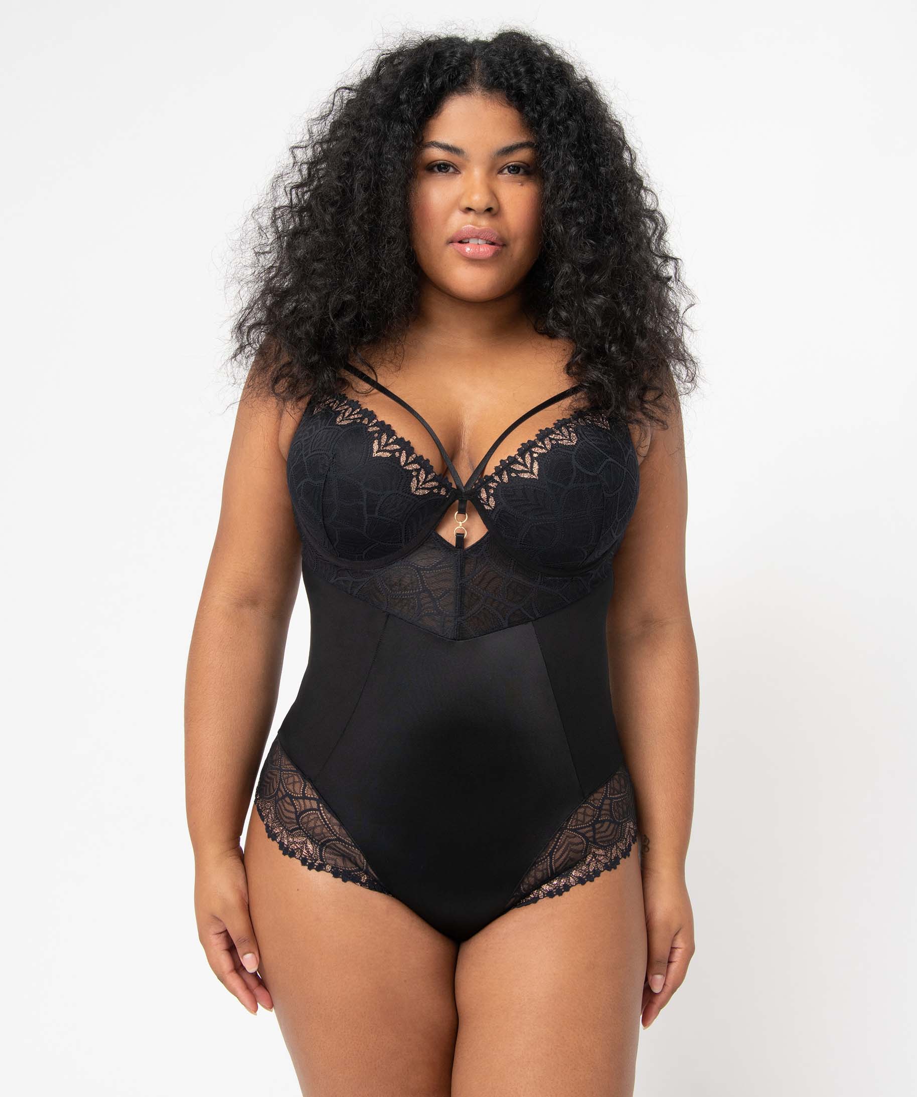 Body femme grande taille en dentelle et microfibre à bonnet... multicolore | GEMO