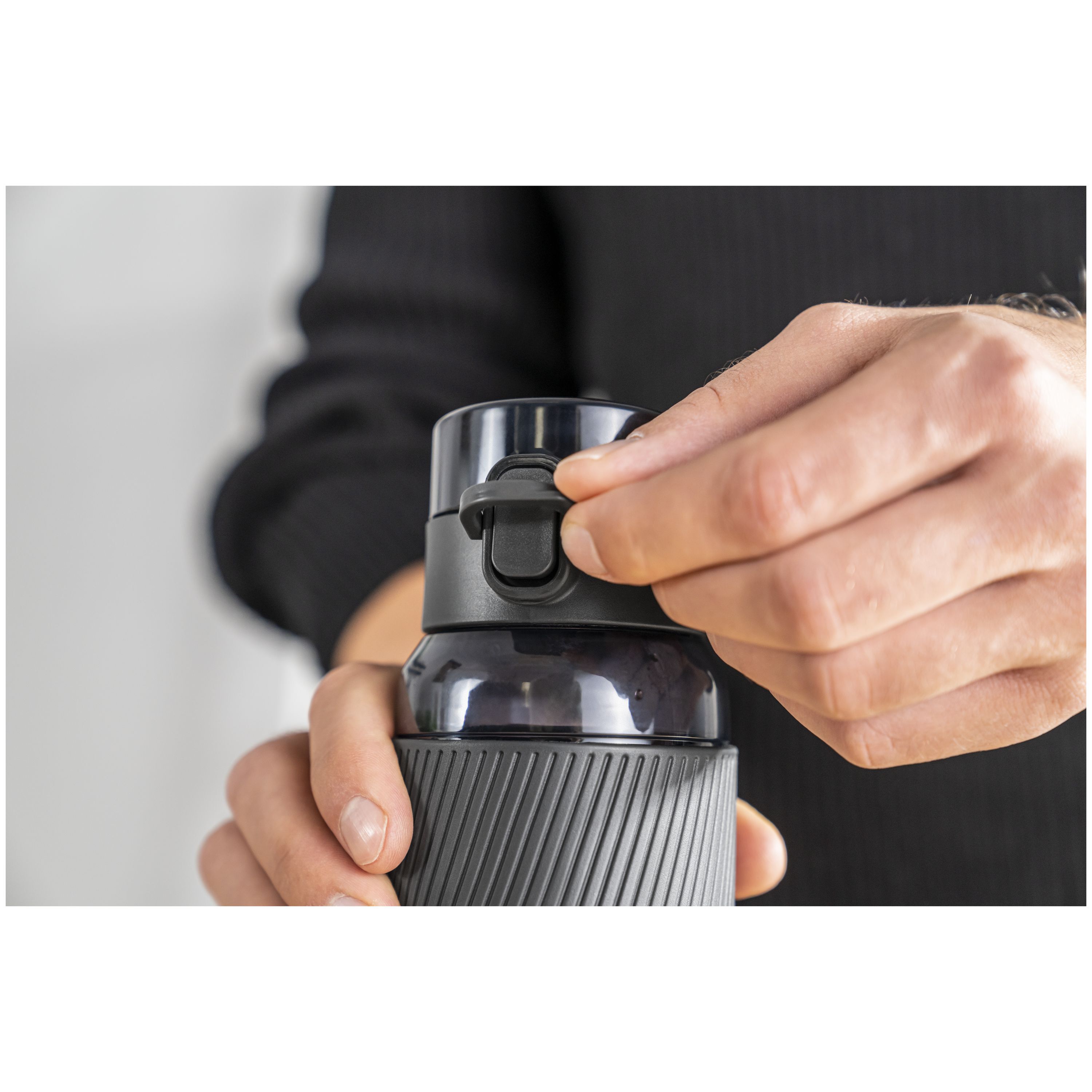 Trinkflasche, 680 ml, Tritan, Schwarz