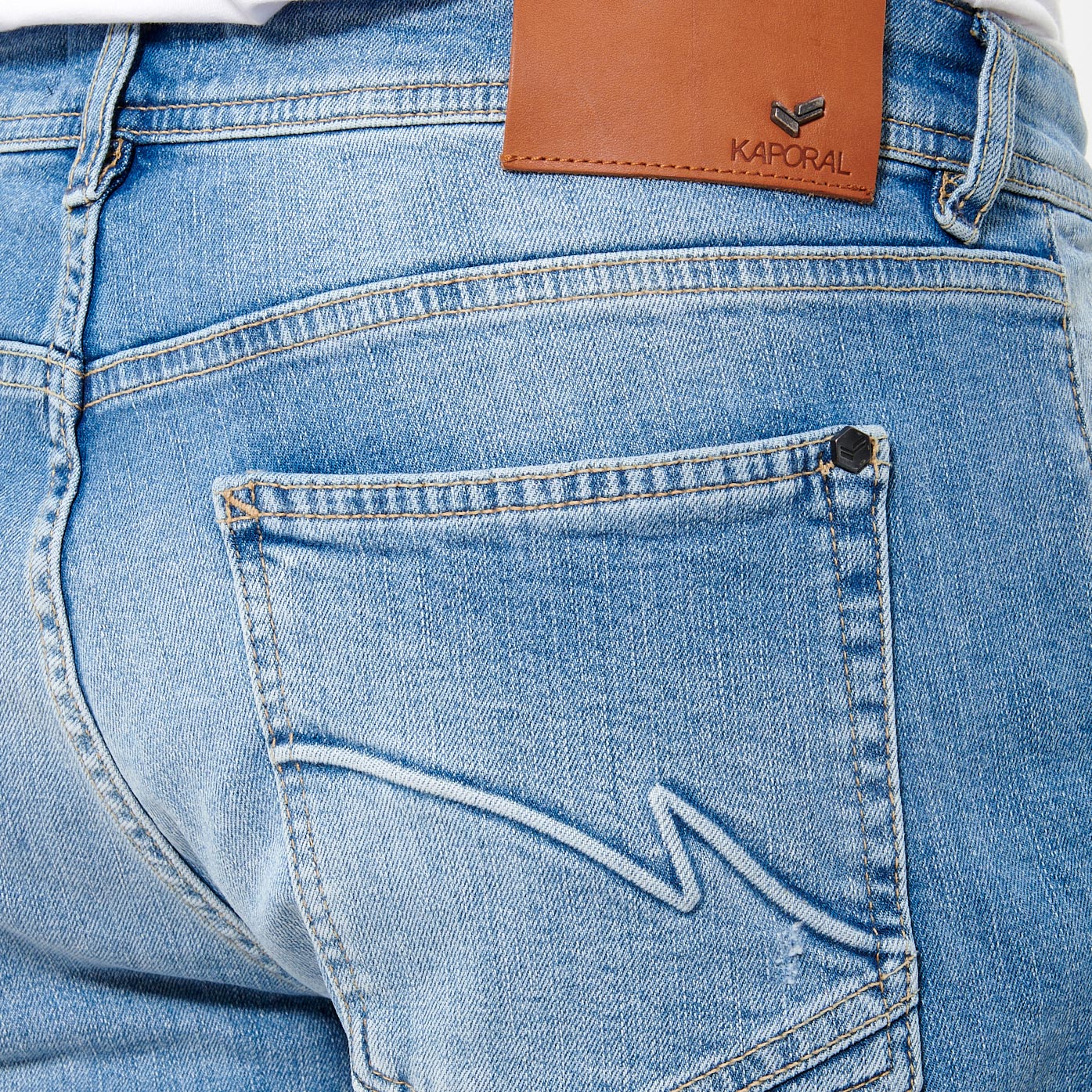 VITO   Short en jean straight Homme