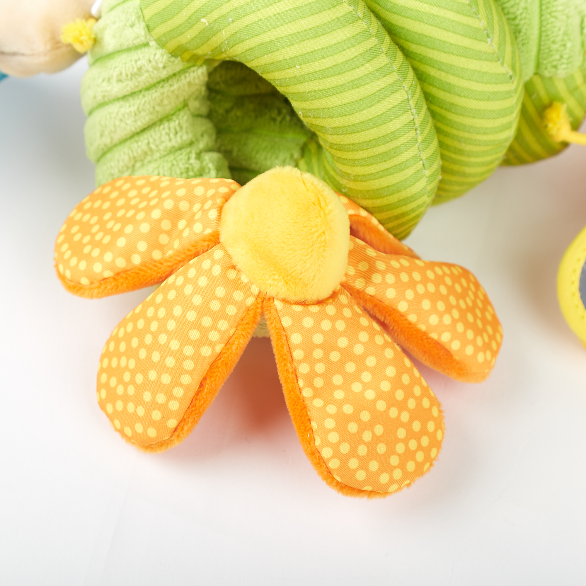 Babyschalenspielzeug Schmetterling