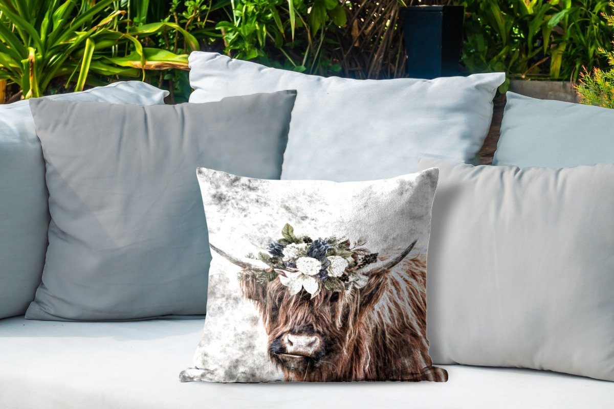 MuchoWow Dekokissen Schottischer Highlander - Schottische Kuh - Blumen, Kissenbezüge, Kissenhülle, Dekokissen, Dekokissenbezug, Outdoor