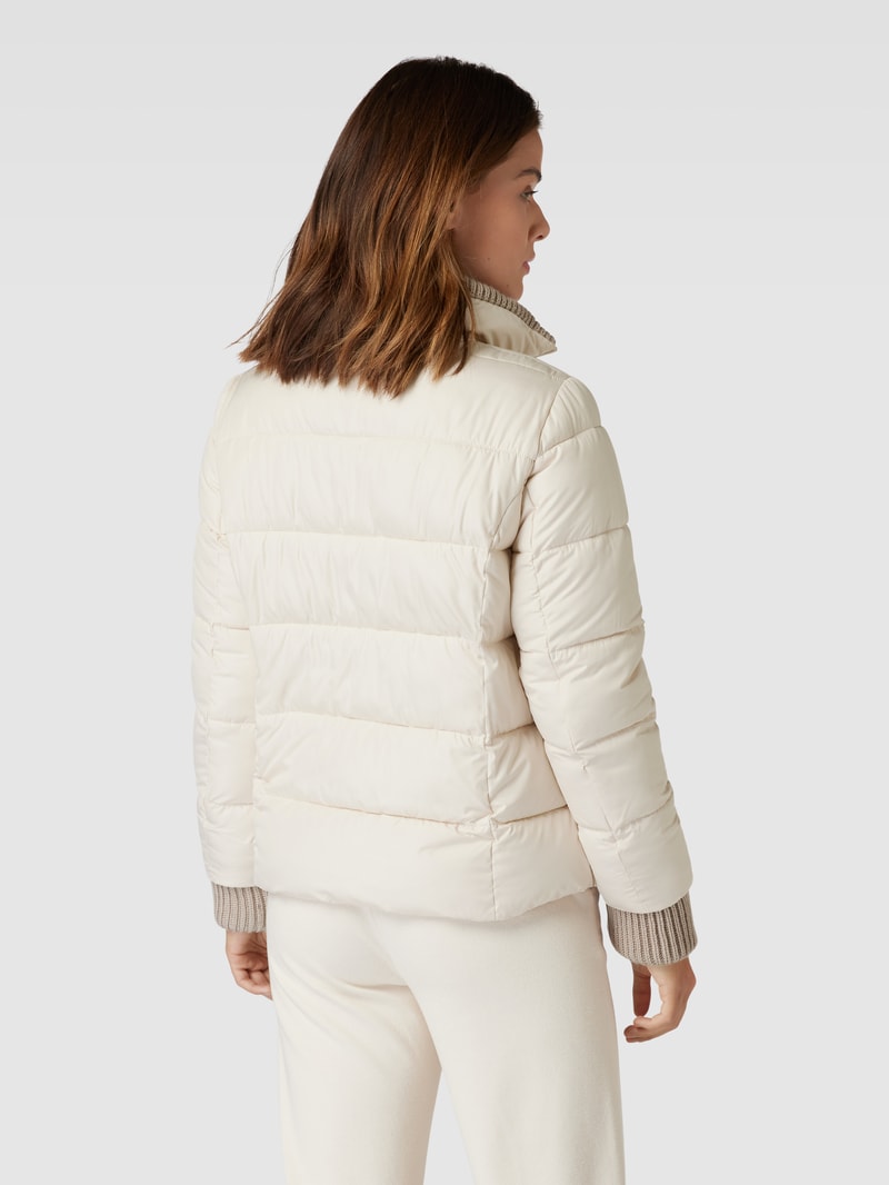 Steppjacke mit Zweiwege-Reißverschluss in offwhite