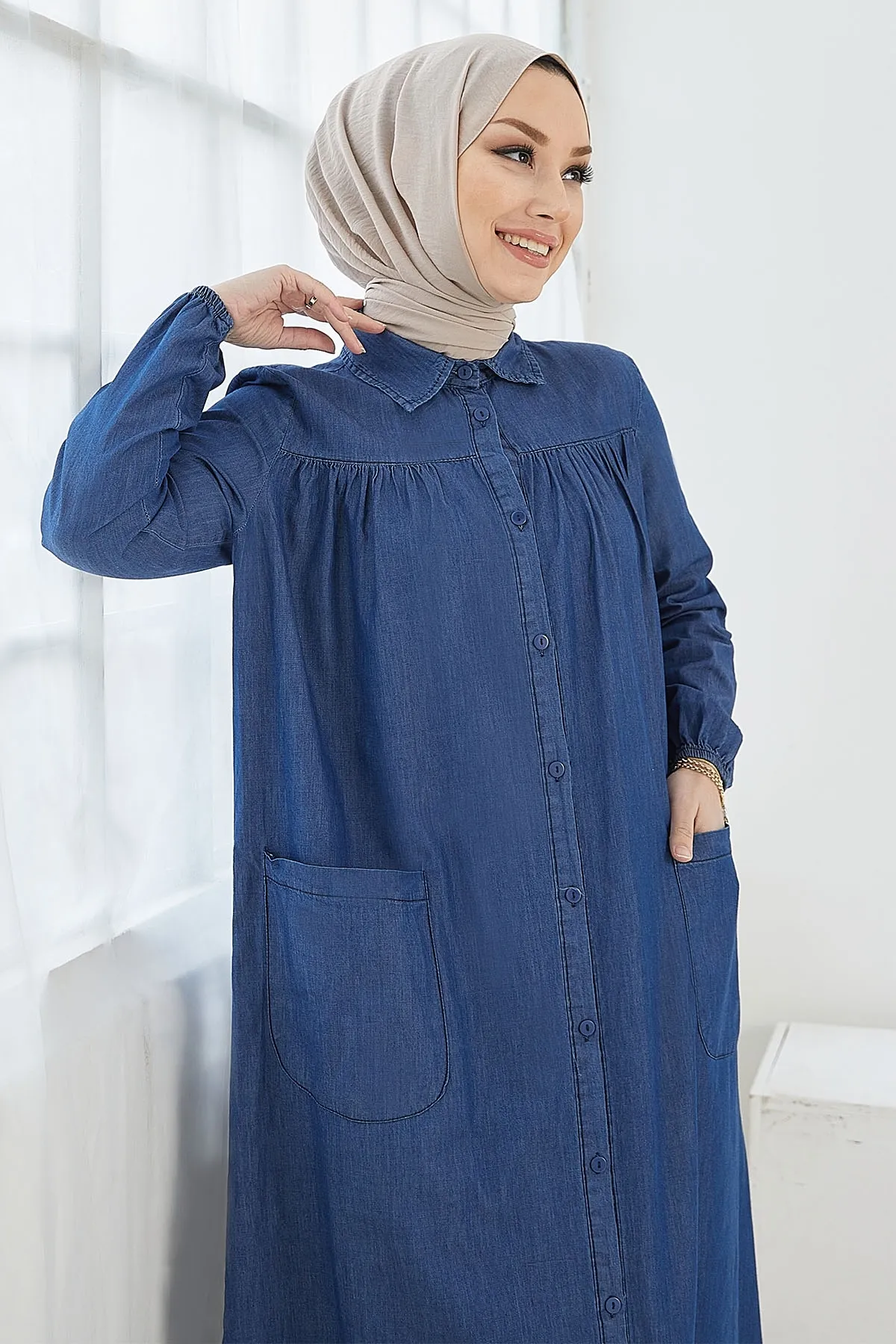 InStyle  Mayra Robe Denim-Kleid mit Tasche – Blau