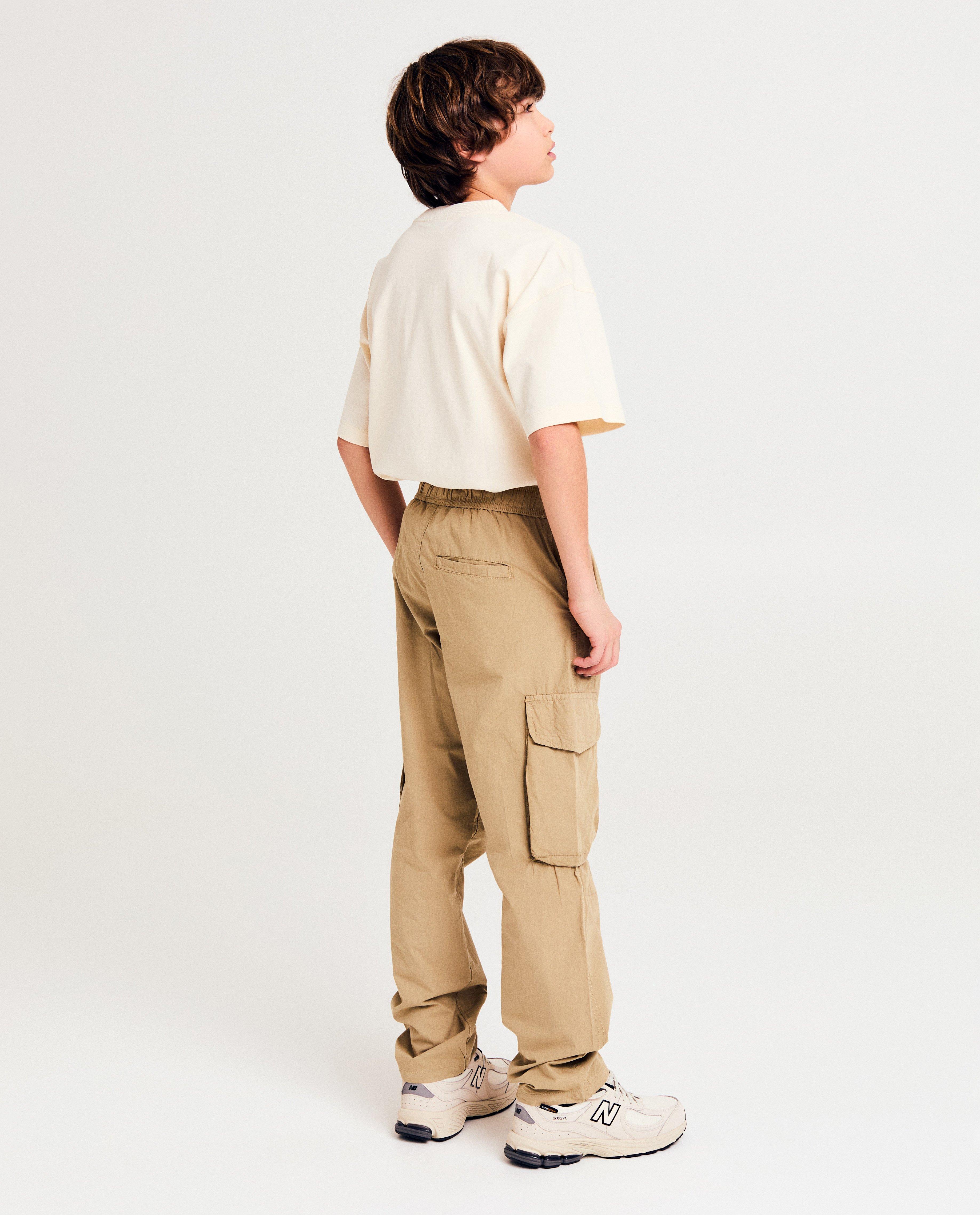 Pantaloni Like Me maro, croială lejeră, 116-164 kaki