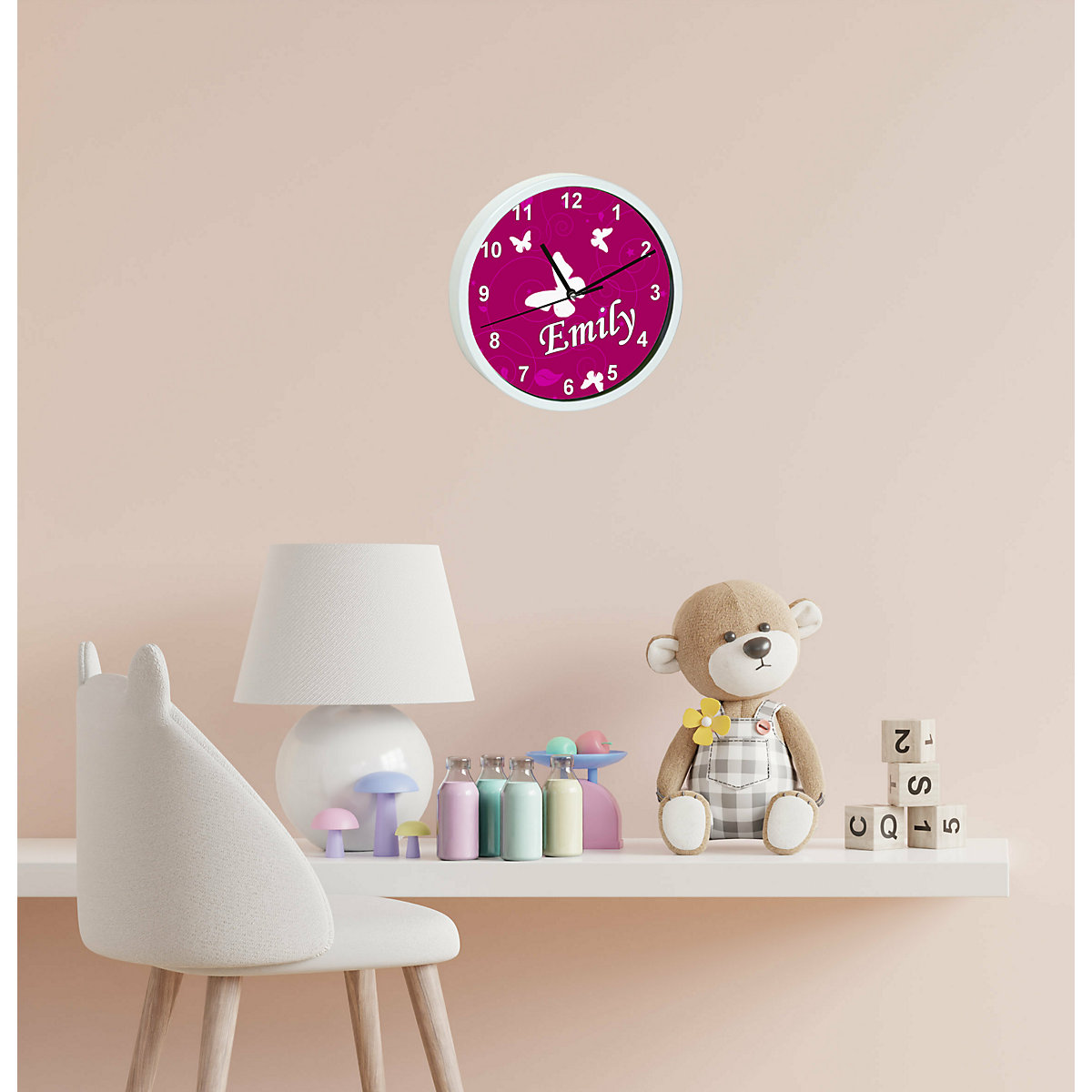 Kinder Wanduhr personalisiert mit Name Schmetterling Brombeere