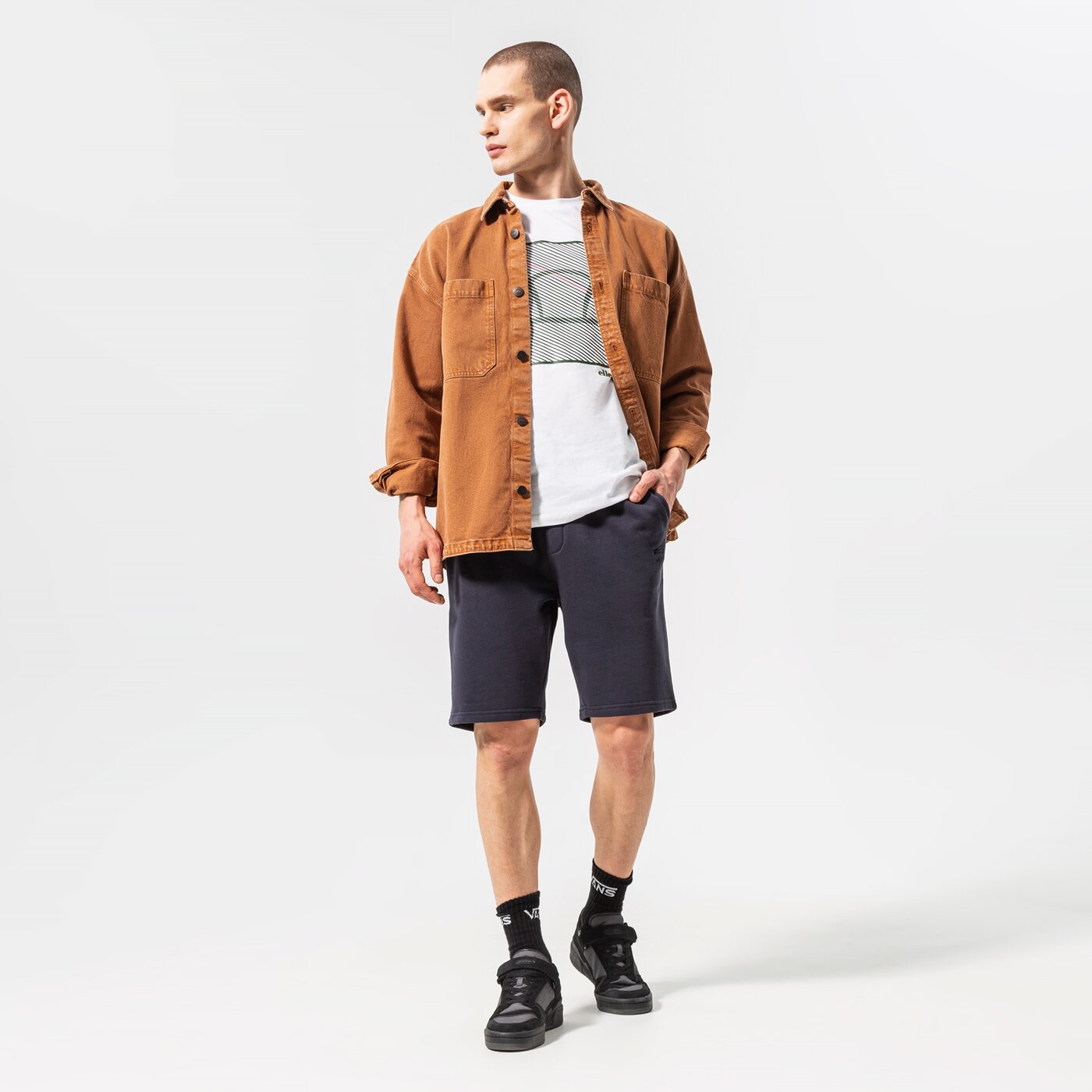 CONFRONT SHORTS ESSENTIAL Schwarz