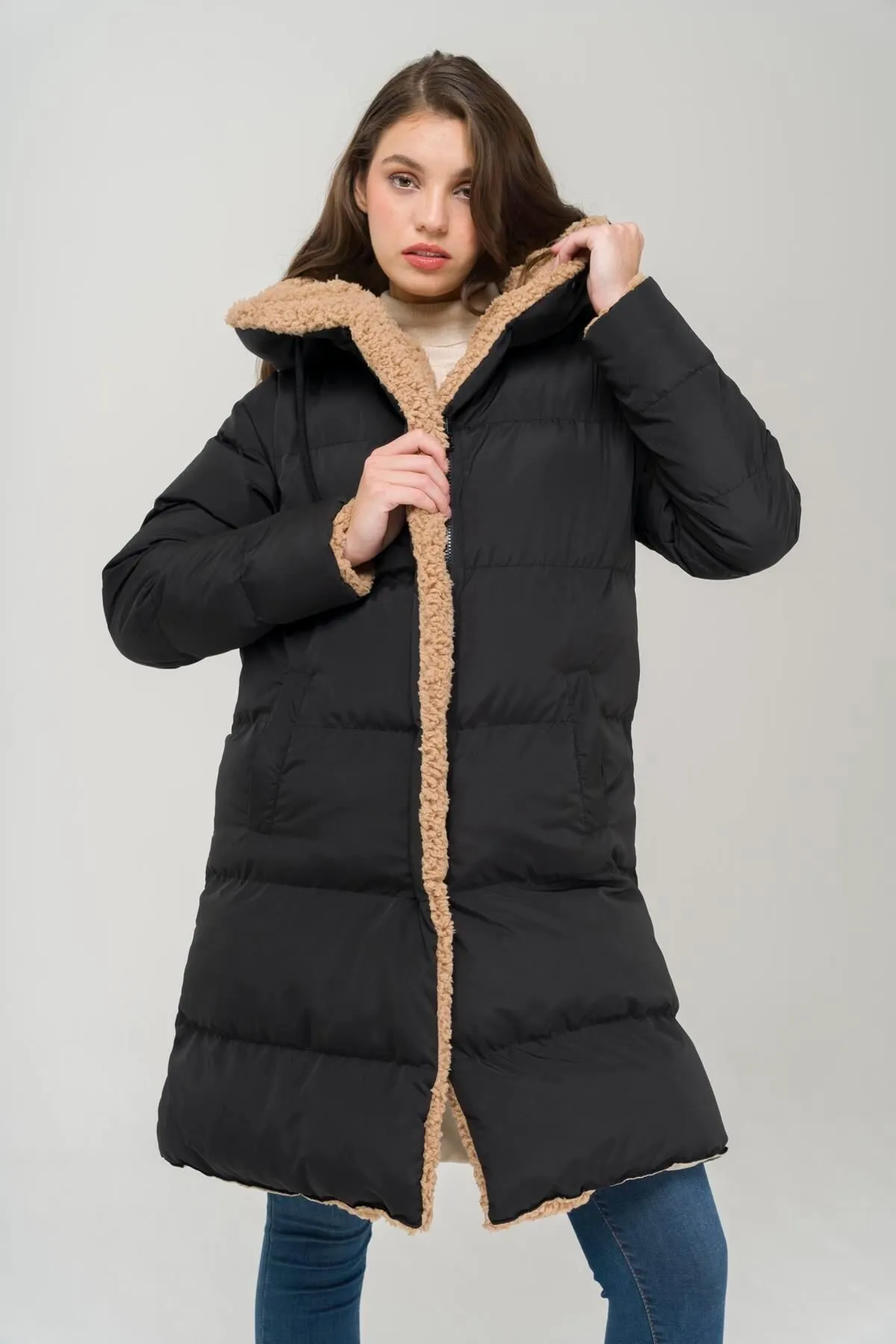 Olcay  Doppelseitige Fleece-Pufferjacke mit Kapuze, Schwarz-Stein 6491