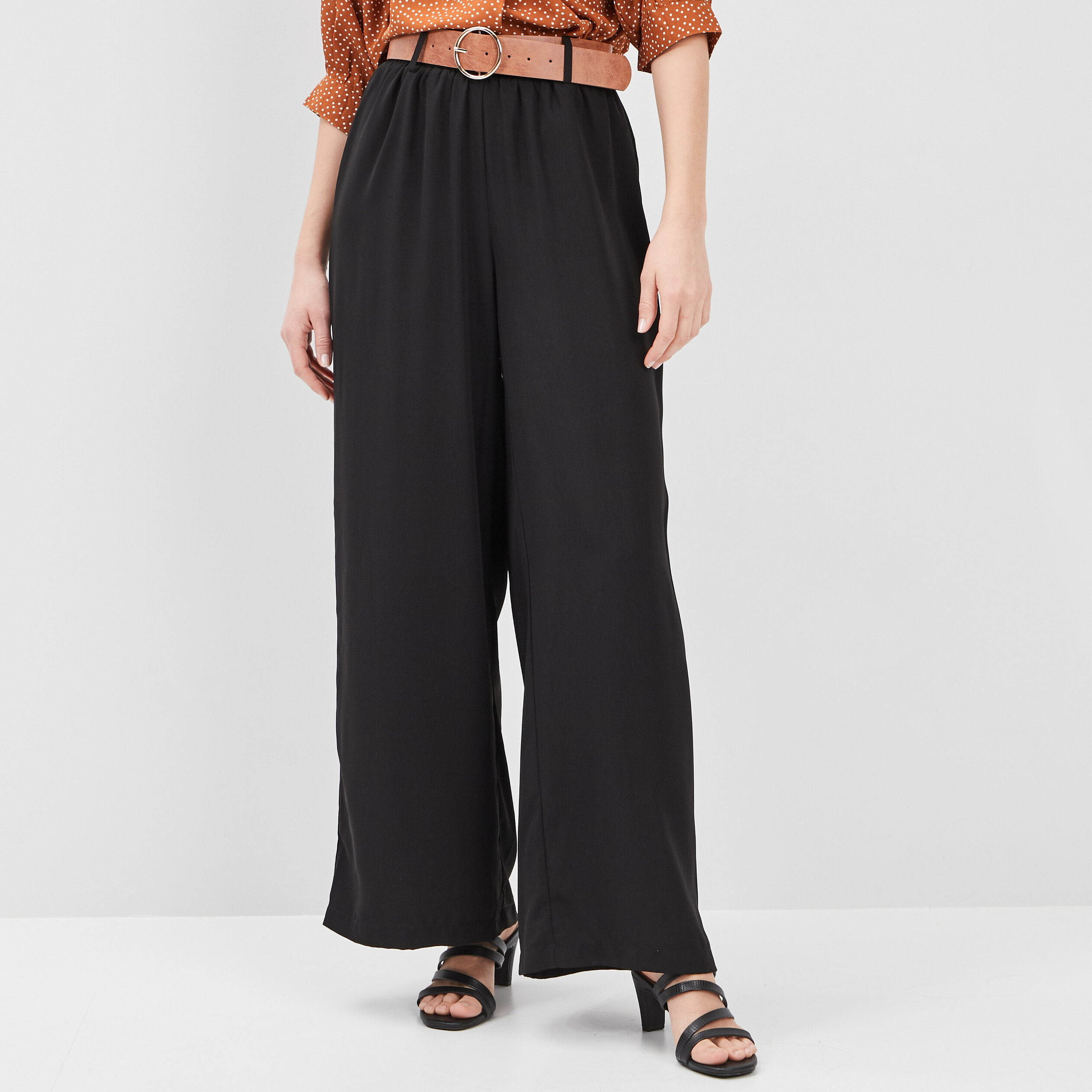 Pantalon fluide taille haute ceinturée noir femme | La Halle