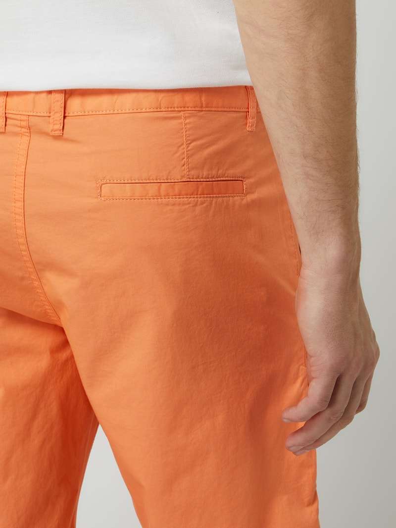 Chino-Shorts aus Baumwolle in koralle