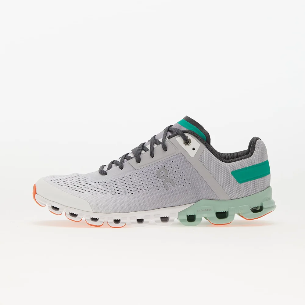ON Cloudflow 35.98211 / grau