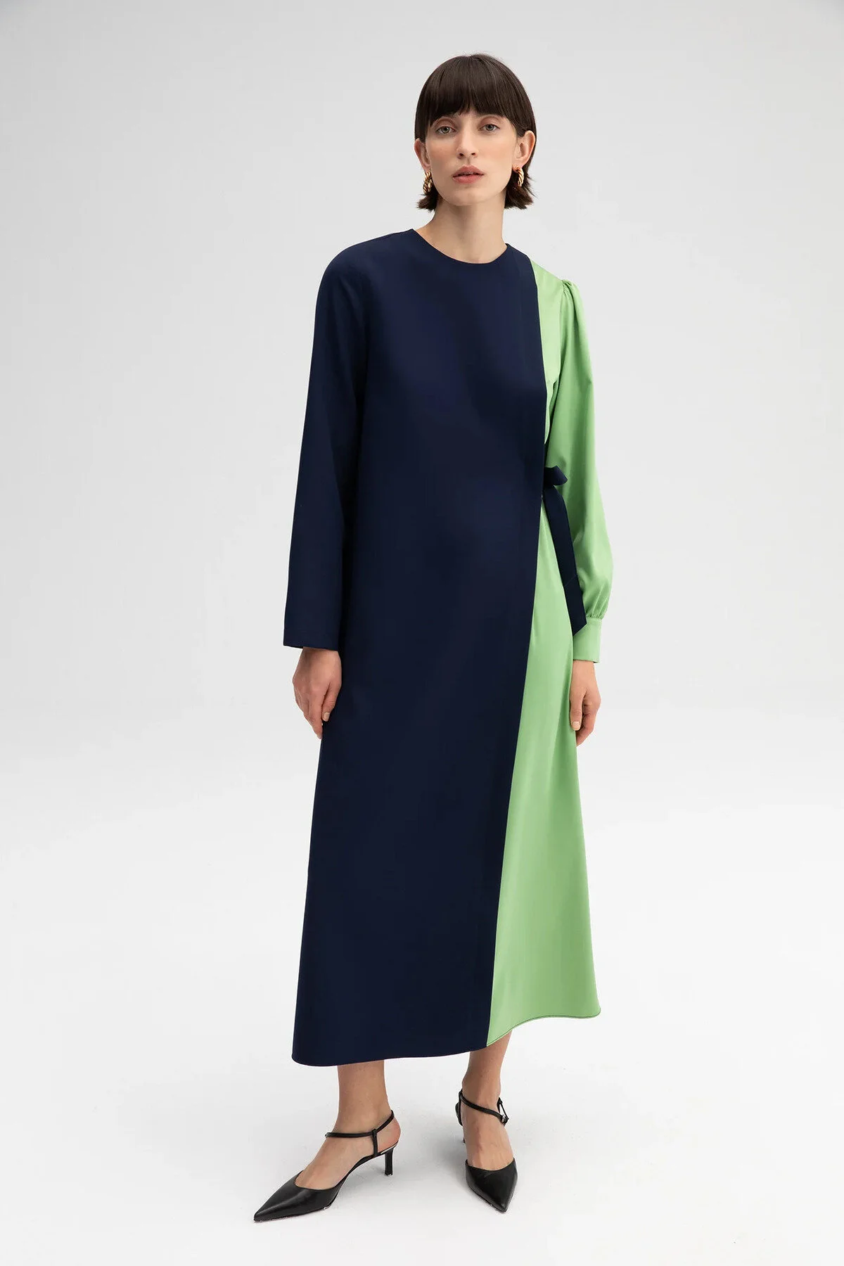 Touché Privé  KLEID IN KONTRASTFARBE