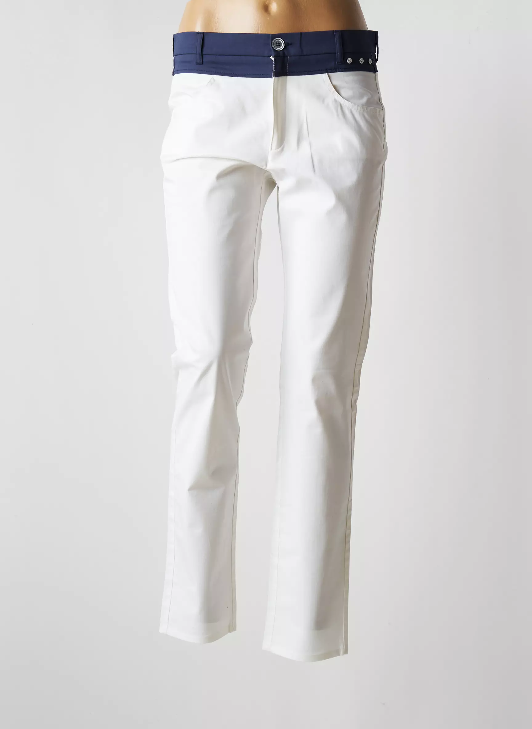 K Tendances Pantalons Slim Femme couleur blanc
