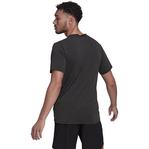 HERREN SHIRT DESIGNED FOR TRAINING