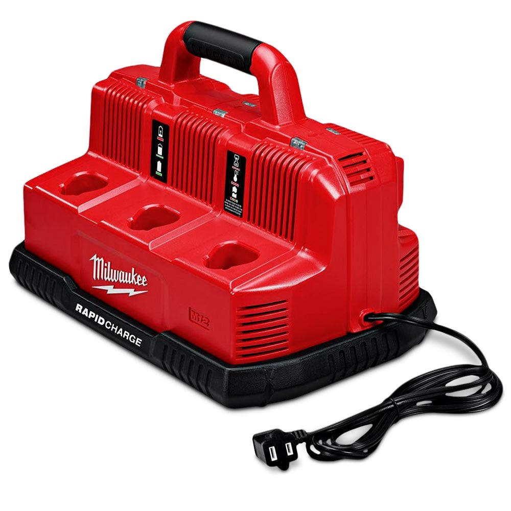 Carregador de bateria Milwaukee de 12V/18V com 3 slots e carregamento simultâneo M12-18C3