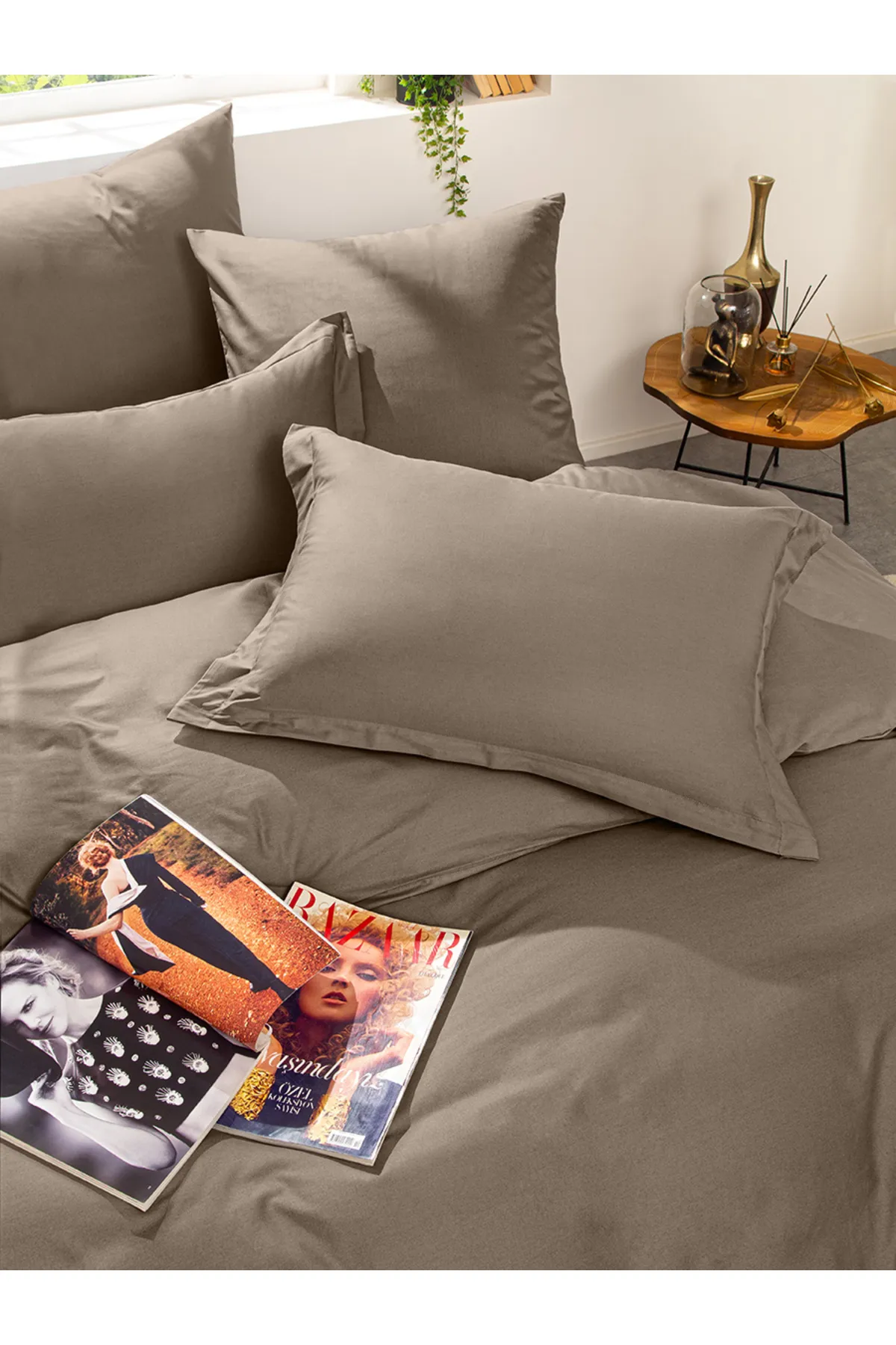 Karna Home  Klassisches Doppel-Bettbezug-Set aus Baumwollsatin