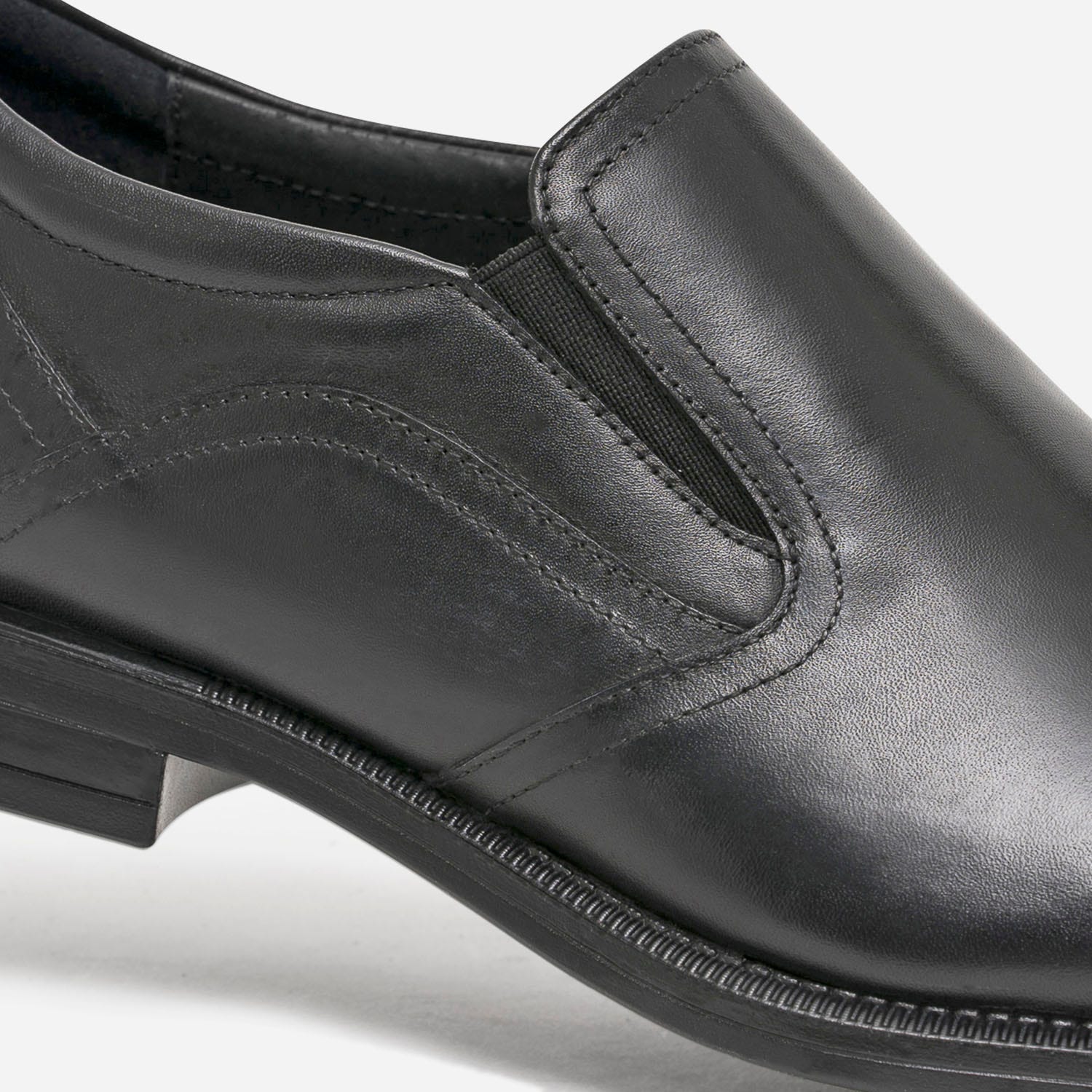 Derby élastiqué noir éco-conçu en cuir
