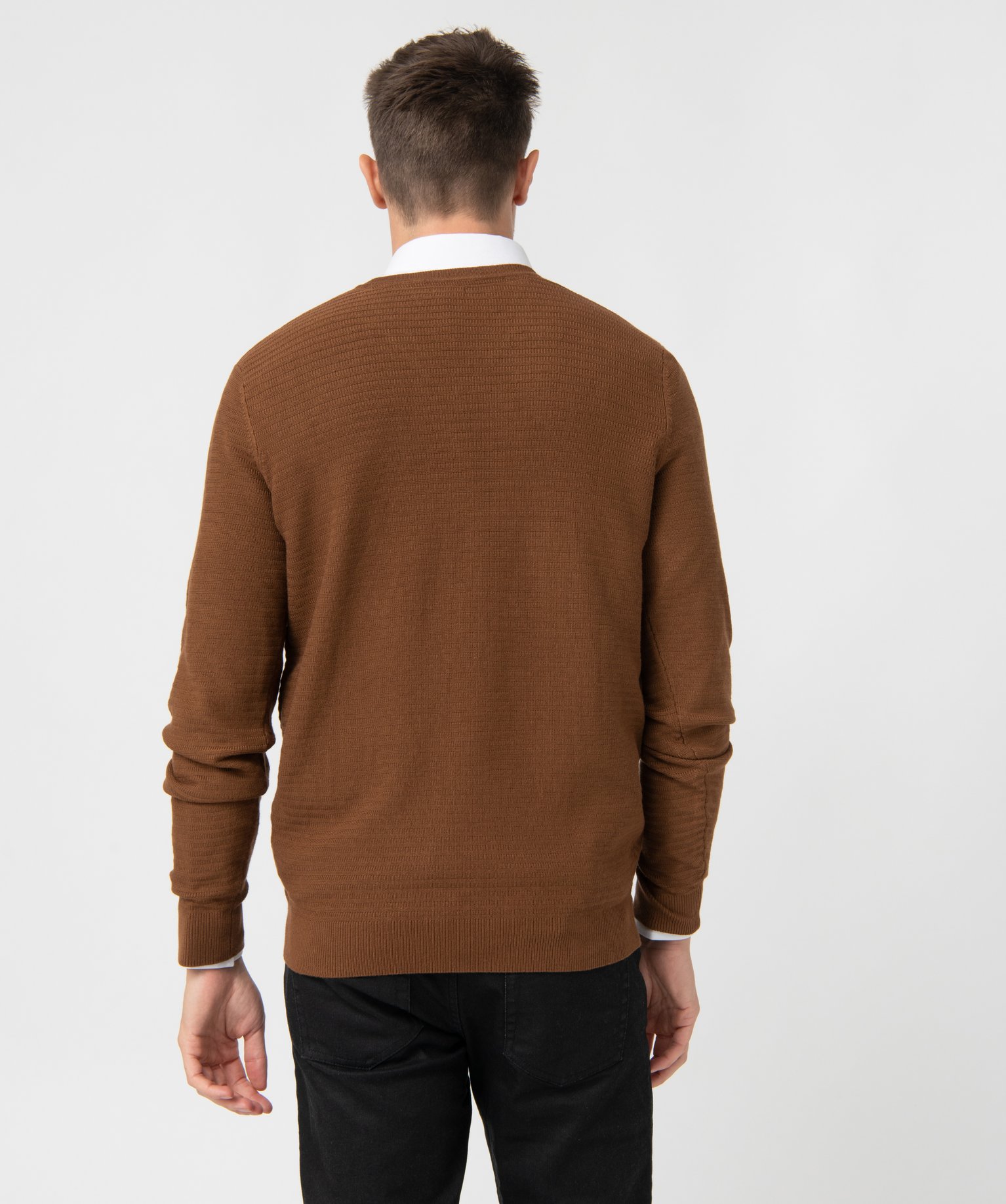 Pull homme à col V en maille fantaisie marron | GEMO