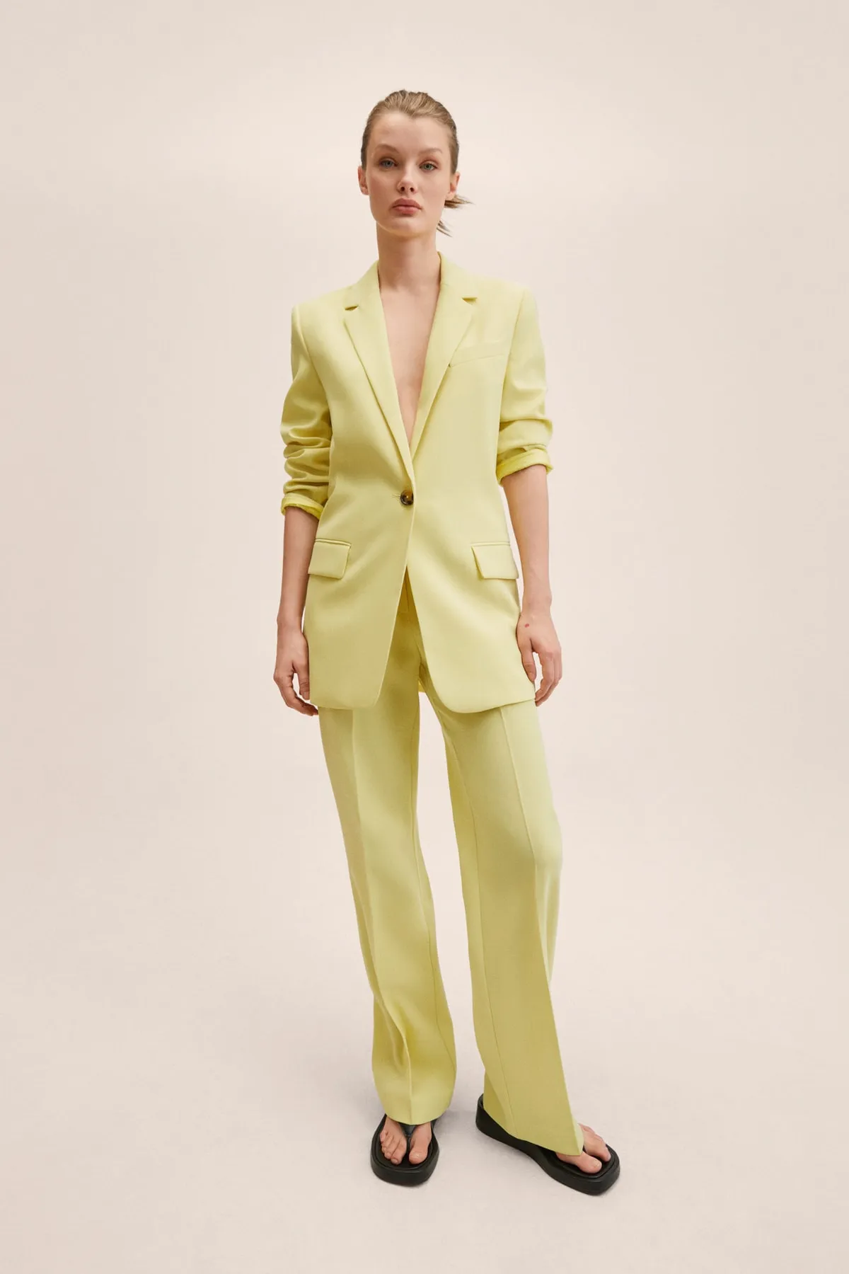 MANGO  27094755 Damen/Mädchen Pastellgelb
