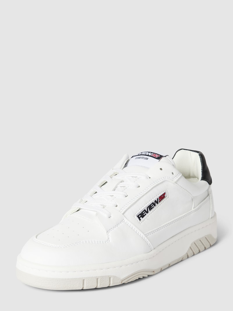 Sneaker mit Label-Details in weiß