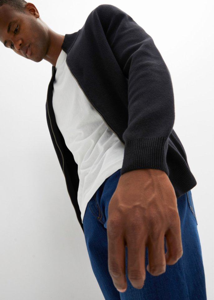 Essential Strickjacke