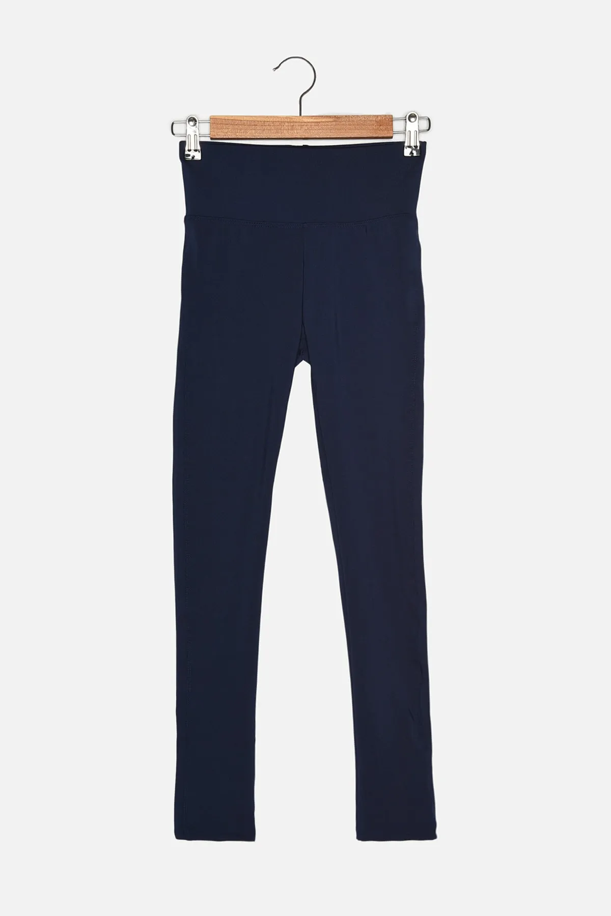 Trendyol Collection  Marineblaue Push-up-Sportleggings in voller Länge aus Strick TWOAW21TA0030