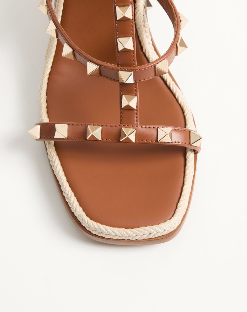 Sandália plataforma Rockstud em pele de vitelo com bordado Cornely 80mm