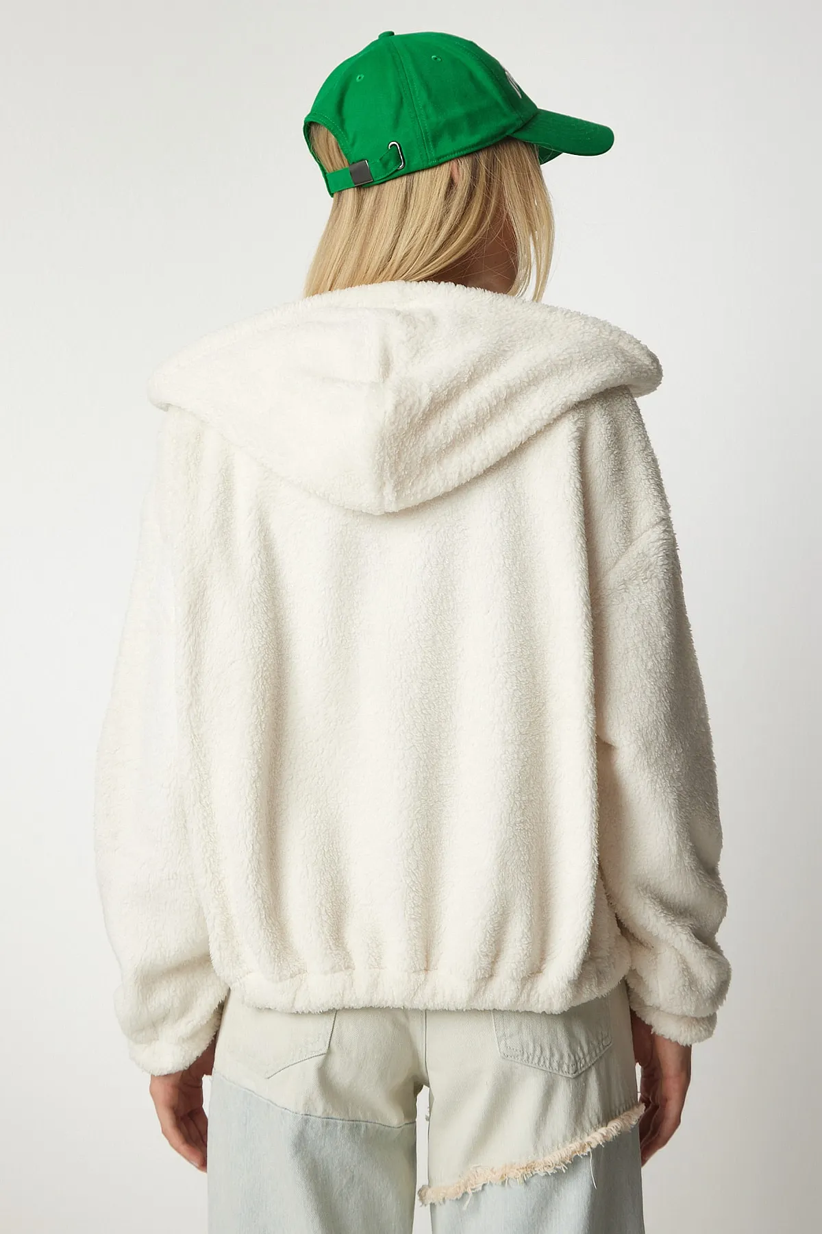 Happiness İstanbul  Cremefarbenes Fleece-Sweatshirt mit Kapuze und Reißverschluss für Damen MC00216
