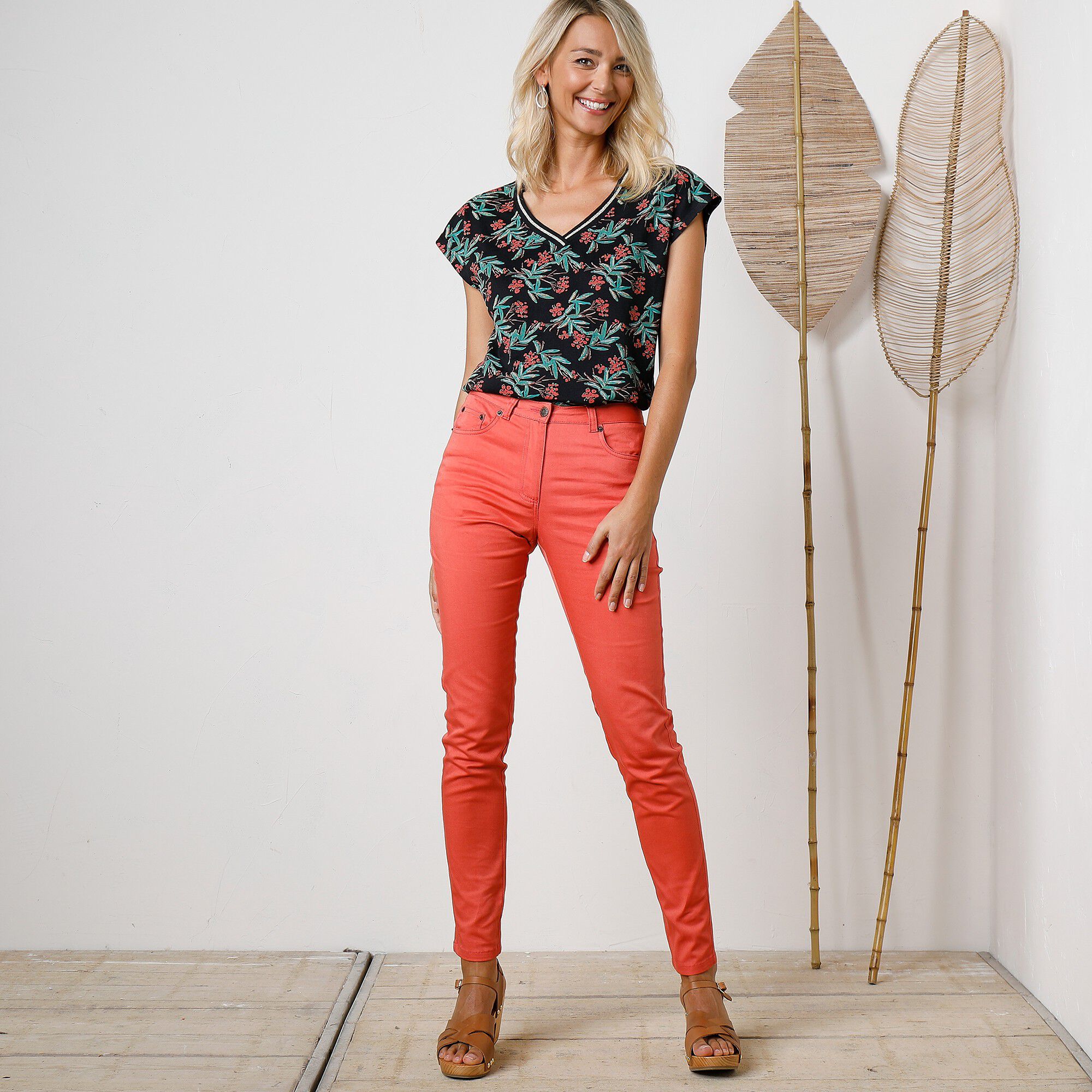 Pantalon fuselé couleur