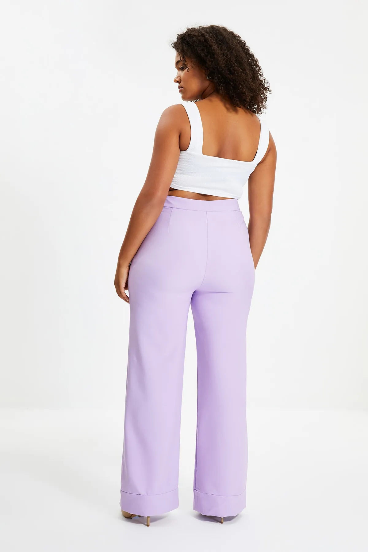 Trendyol Collection  Fliederfarbene Hose mit weitem Bein/Webhose mit weitem Bein TWOSS19ST0179