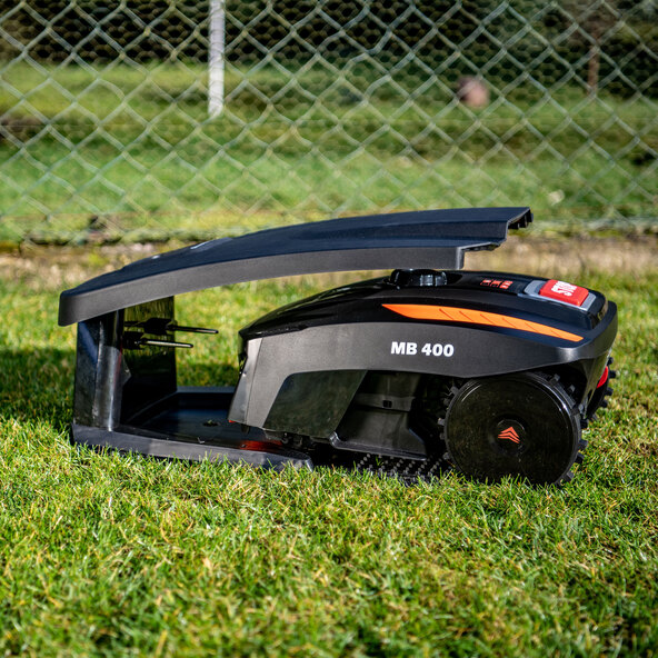 Mähroboter MB 400, inkl. Mähgarage
