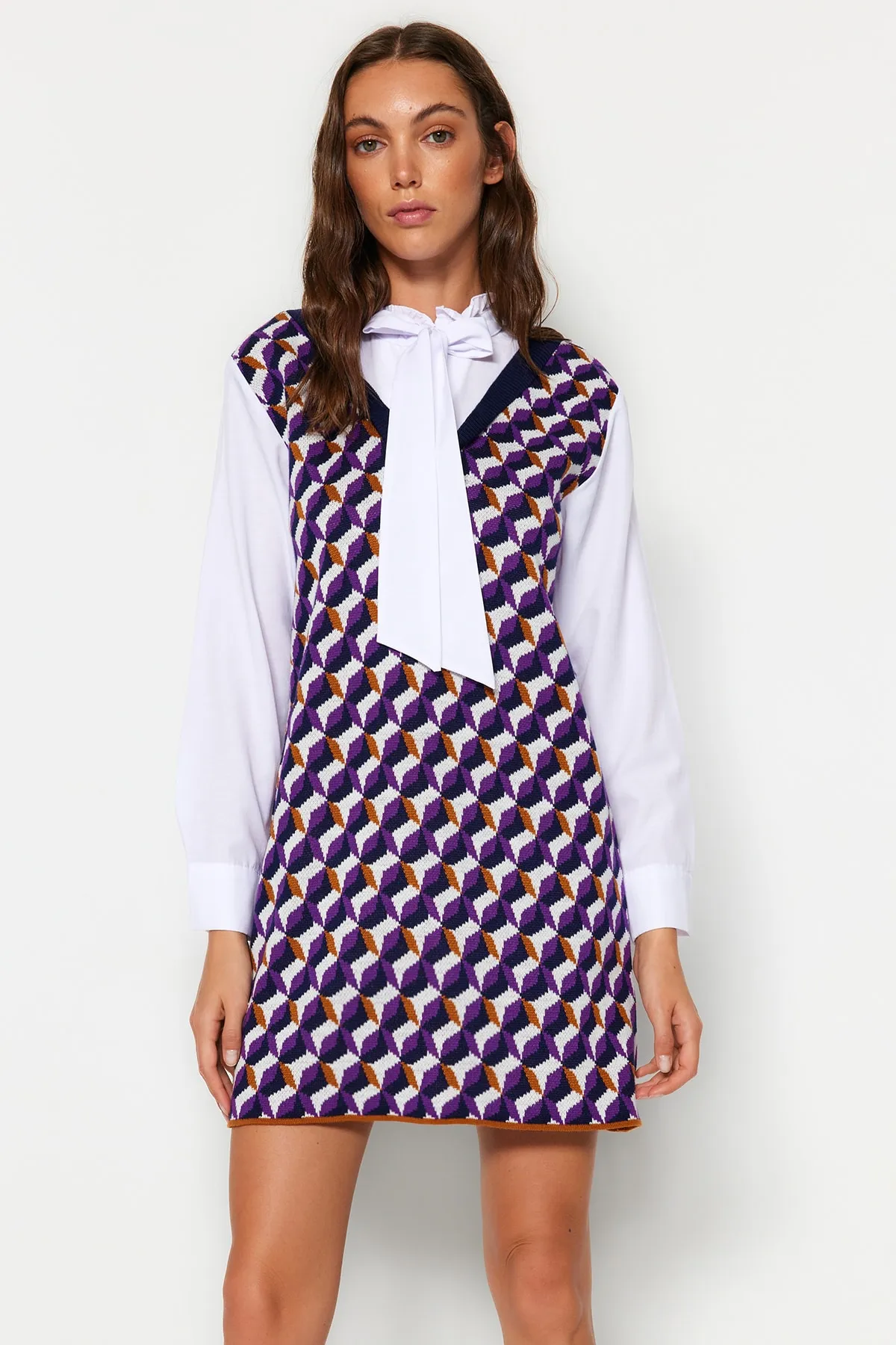 Trendyol Collection  Lila selbstgemustertes Mini-Strickkleid TWOAW22SV0122